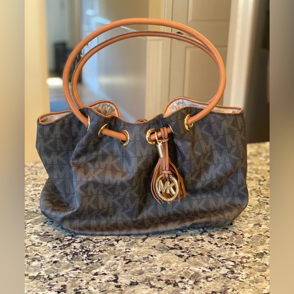 Michael Kors Signature Ring Brown Monogram Tote